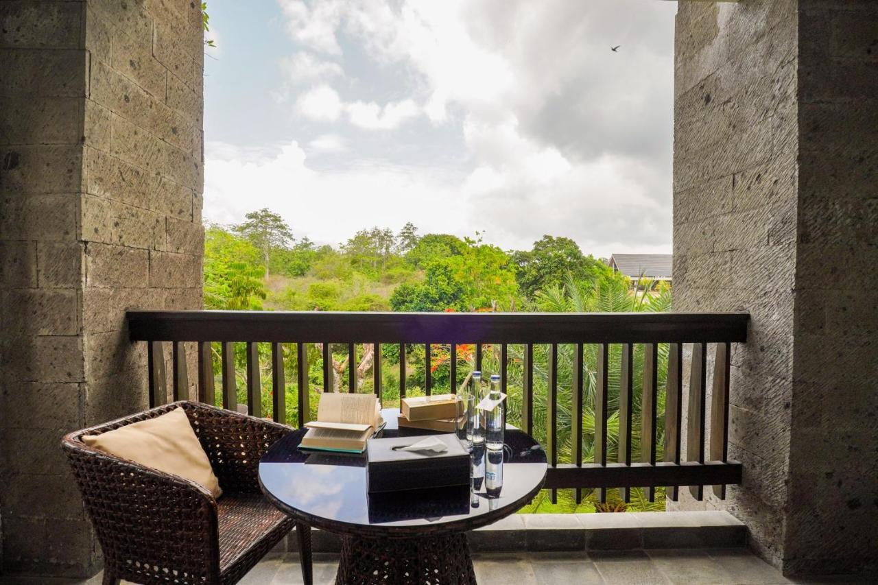 Resort Royal Tulip Springhill 5*